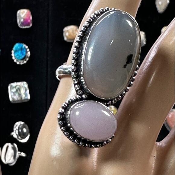 💕 Rainbow moonstone and rose quarts 2 stone ring silver plated 9 to 5 size 7.5 - Picture 1 of 4